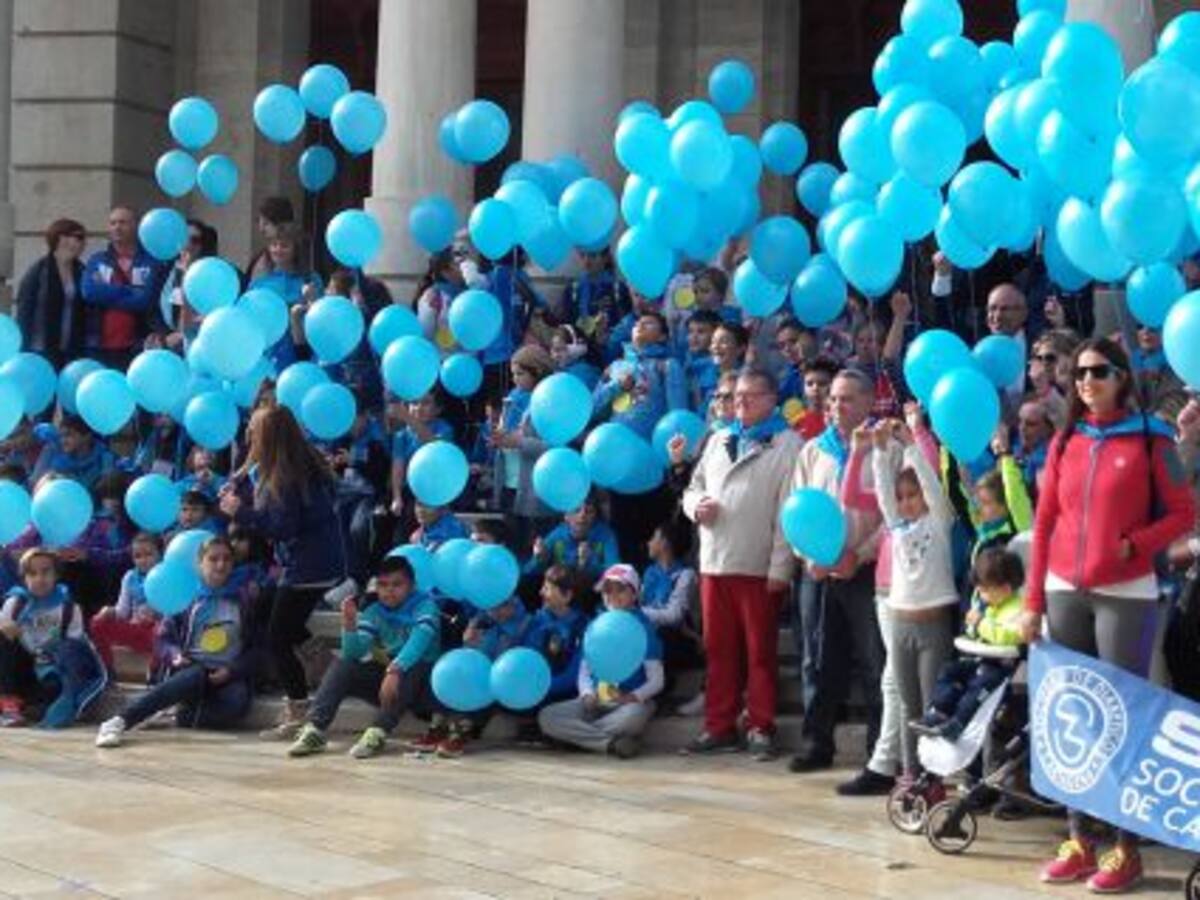 Cartagena se tiñe de azul contra la diabetes