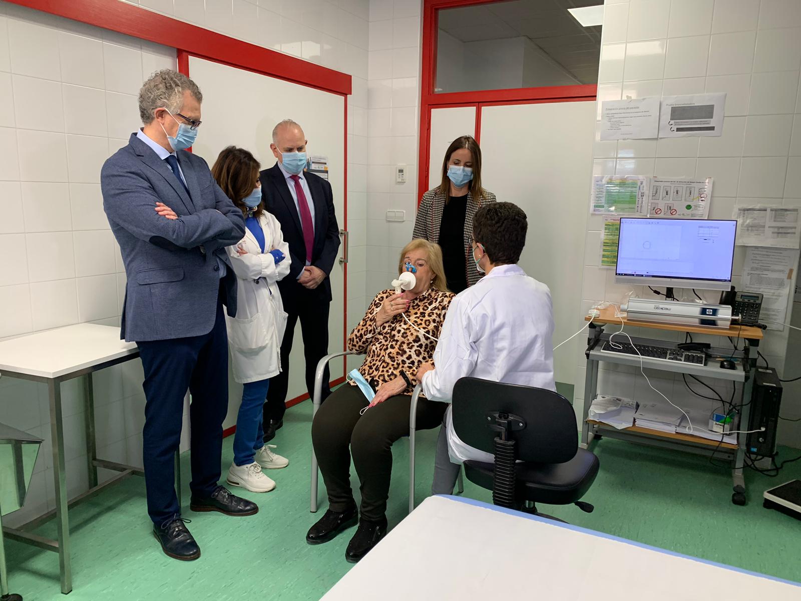 Funcionamiento de espirómetro digital instalado en el Centro de Salud Infante Juan Manuel de Murcia