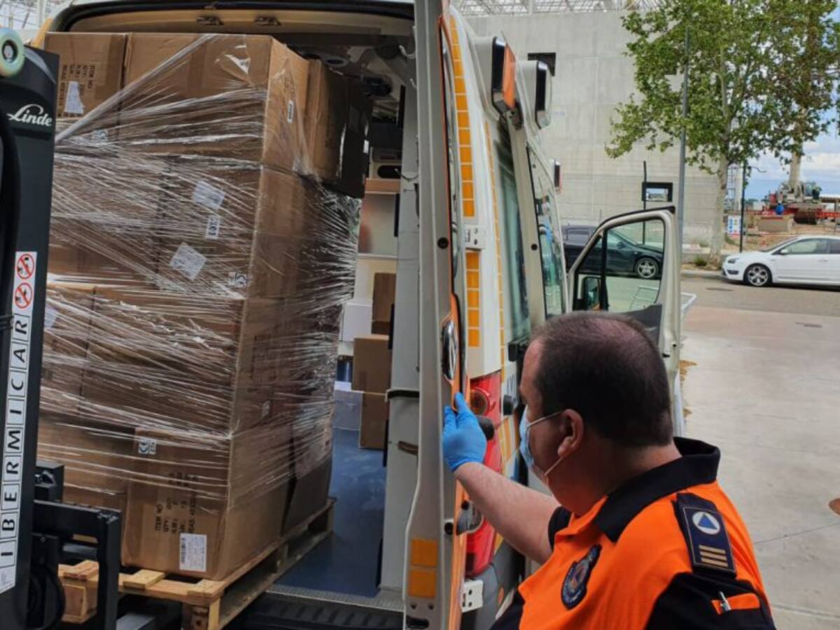 Mejorada reparte, puerta a puerta, 40.000 mascarillas