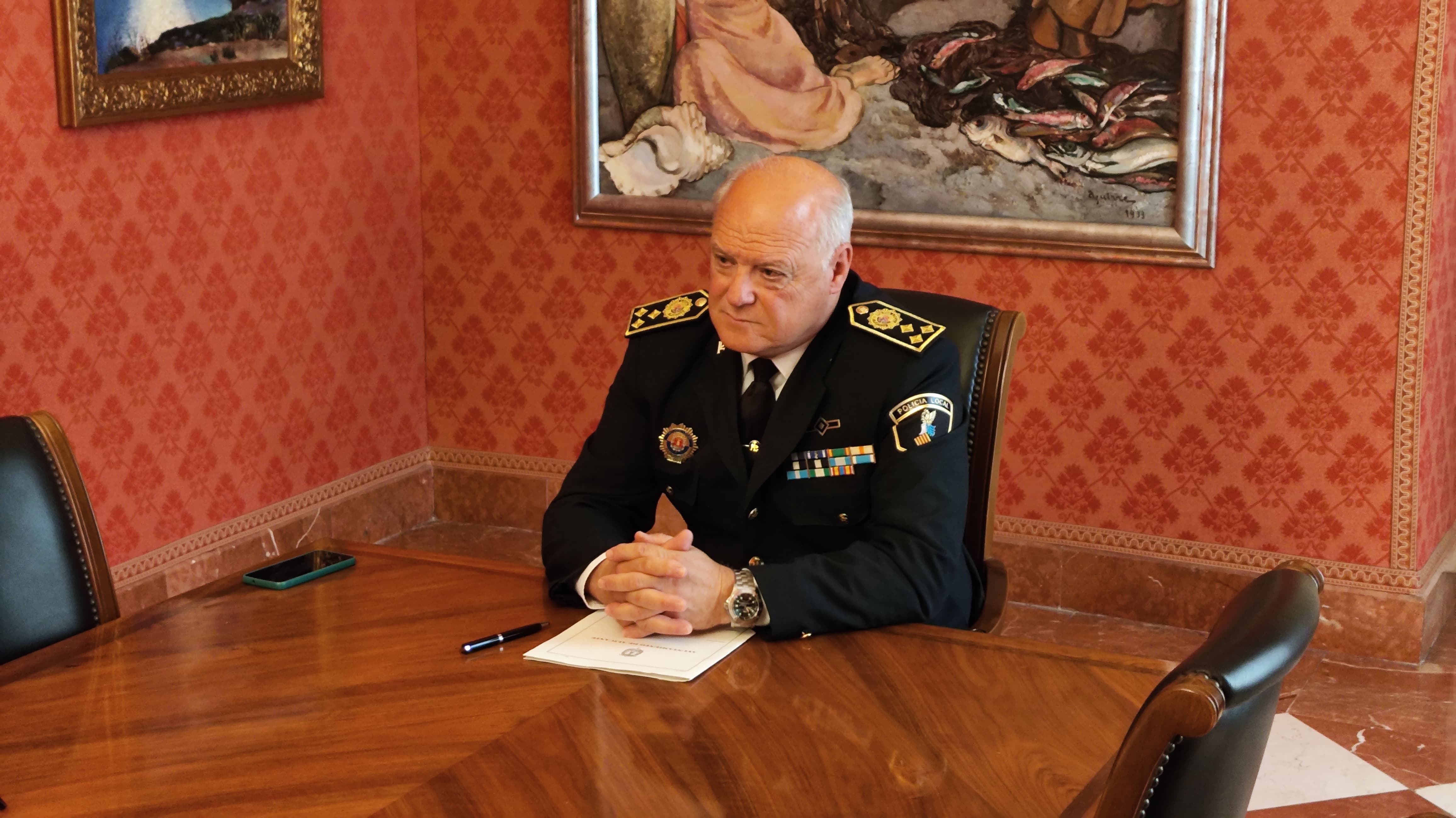 El jefe de la Policía Local, José María Conesa, durante su comparecencia en la comisión sobre la Policía Local