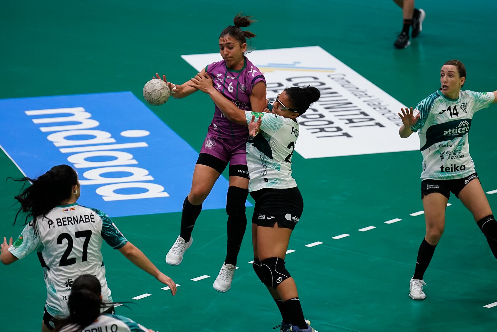 La primera línea del Costa del Sol Estela Doiro mejor jugadora de la sexta jornada