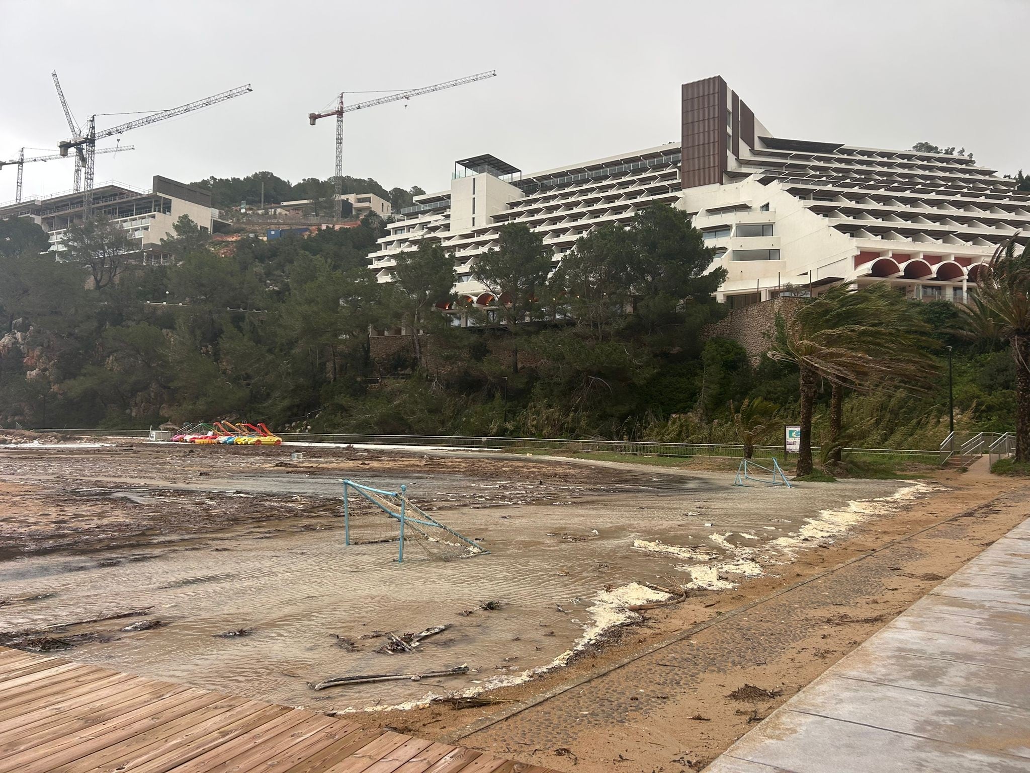 Imagen del Puerto de Sant Miquel tras el paso de 'Harry'