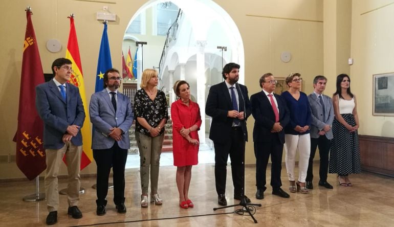 El consejo de Gobierno al completo valora la decisión sobre la llegada del AVE a la Región