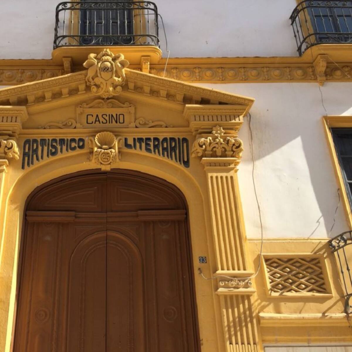 Las obras para recuperar el Casino de Lorca siguen en punto muerto