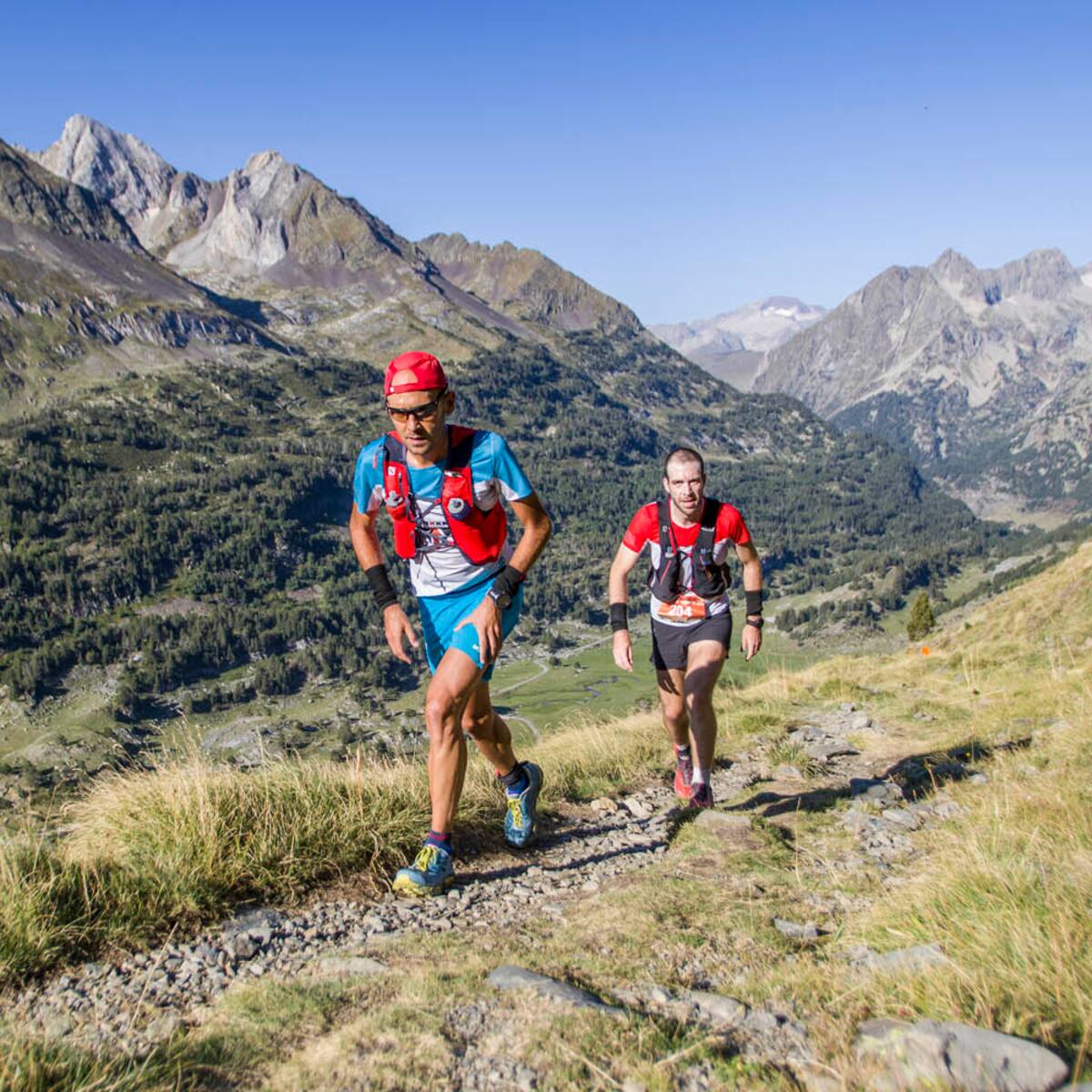 Alrededor de 900 corredores disputarán la carrera que une Francia y España