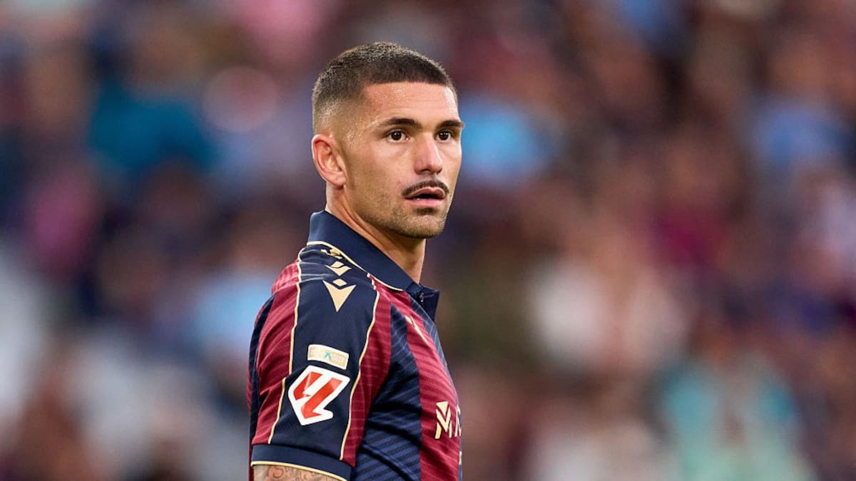 Dela renovará si el Levante se mantiene en Primera tras jugar 20 partidos como titular en LaLiga