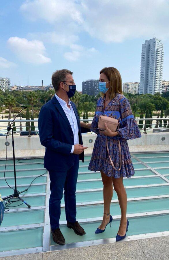 El presidente de Galicia, Alberto Nuñez Feijoó con la alcaldesa de Archena, Patricia Fernández