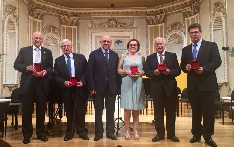 Los galardonados con las Medallas de Oro 2016 del Ateneo de Málaga 