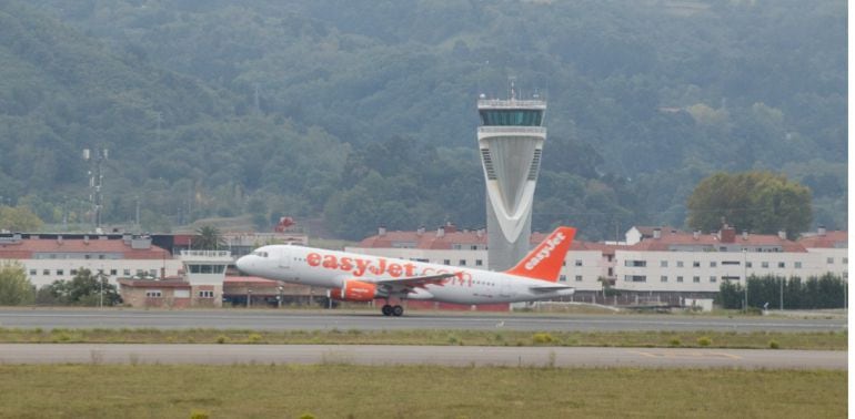 Avión de la compañía aérea Easy Jet.