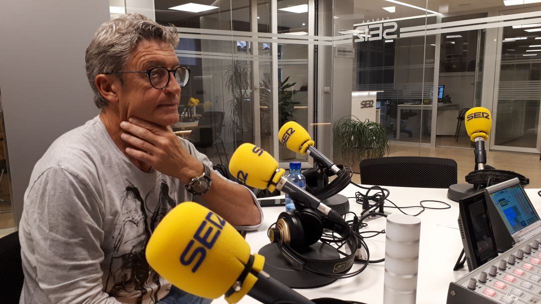 Jordi Fabregat ha visitado los estudios de Radio Aranda - Cadena SER este martes tras ser destituido como entrenador de la Arandina
