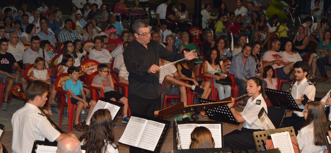 La banda de música de Humanes ofrece un concierto con motivo de las fiestas