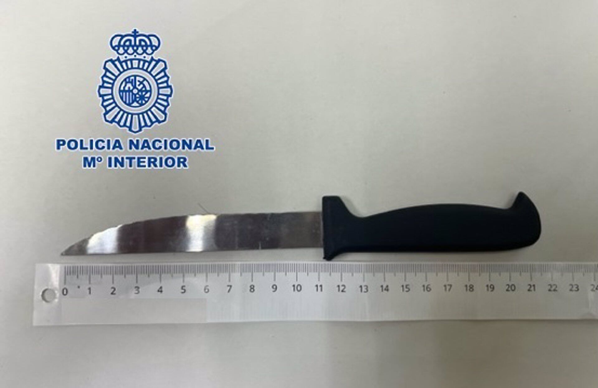 23/06/2023 Cuchillo intervenido al presunto ladrón
ESPAÑA EUROPA MURCIA SOCIEDAD
POLICÍA NACIONAL