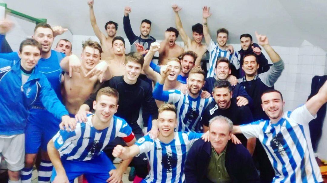 Celebración del último triunfo frente a la Cultural de Guarnizo