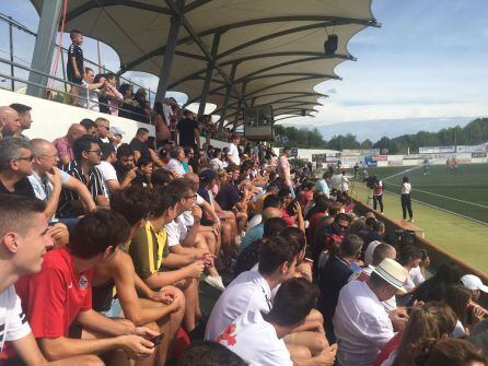 Unos 2.000 aficionados han acudido al encuentro