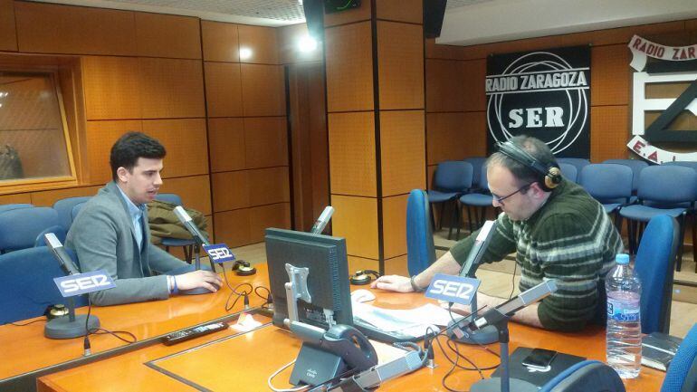 El director de comunicación del Grupo Piquer, Sergio Pérez, detalla las claves de la escuela de Semana Santa