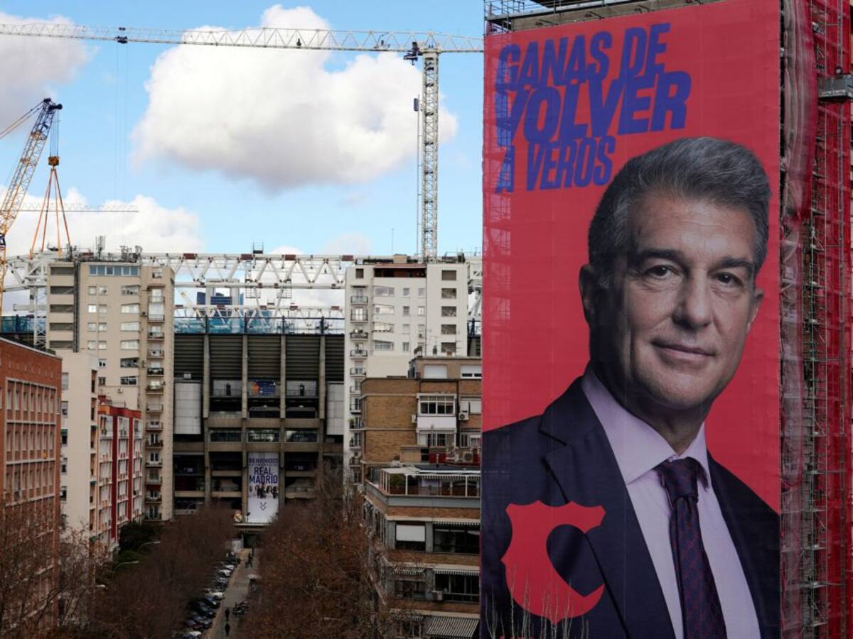 El 'padre' del mural de Laporta en Madrid: "Nos han felicitado jugadores, agentes de jugadores, árbitros..."