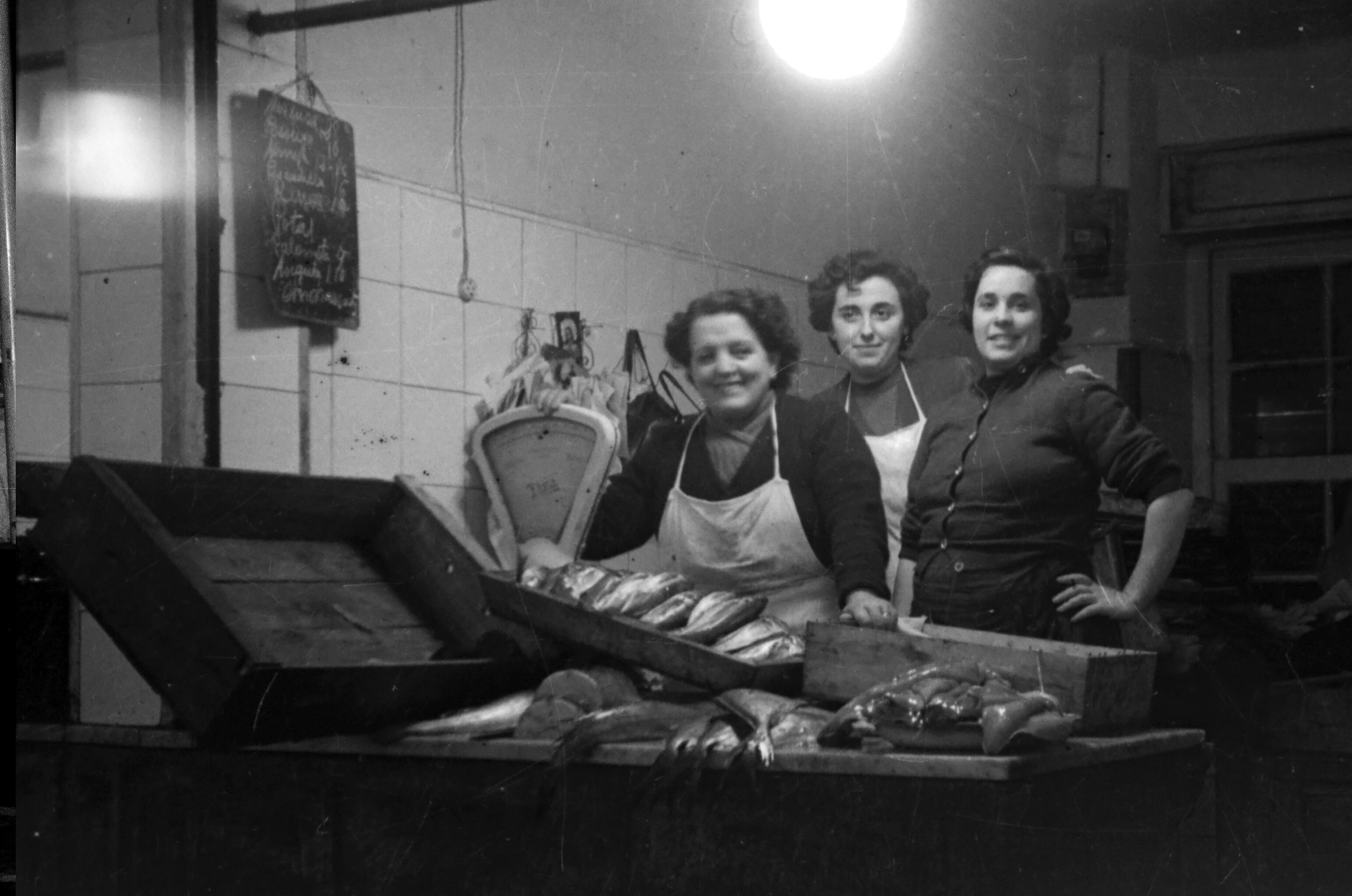 Pescadería de la antigua Plaza de Abastos / Archivo de Álava