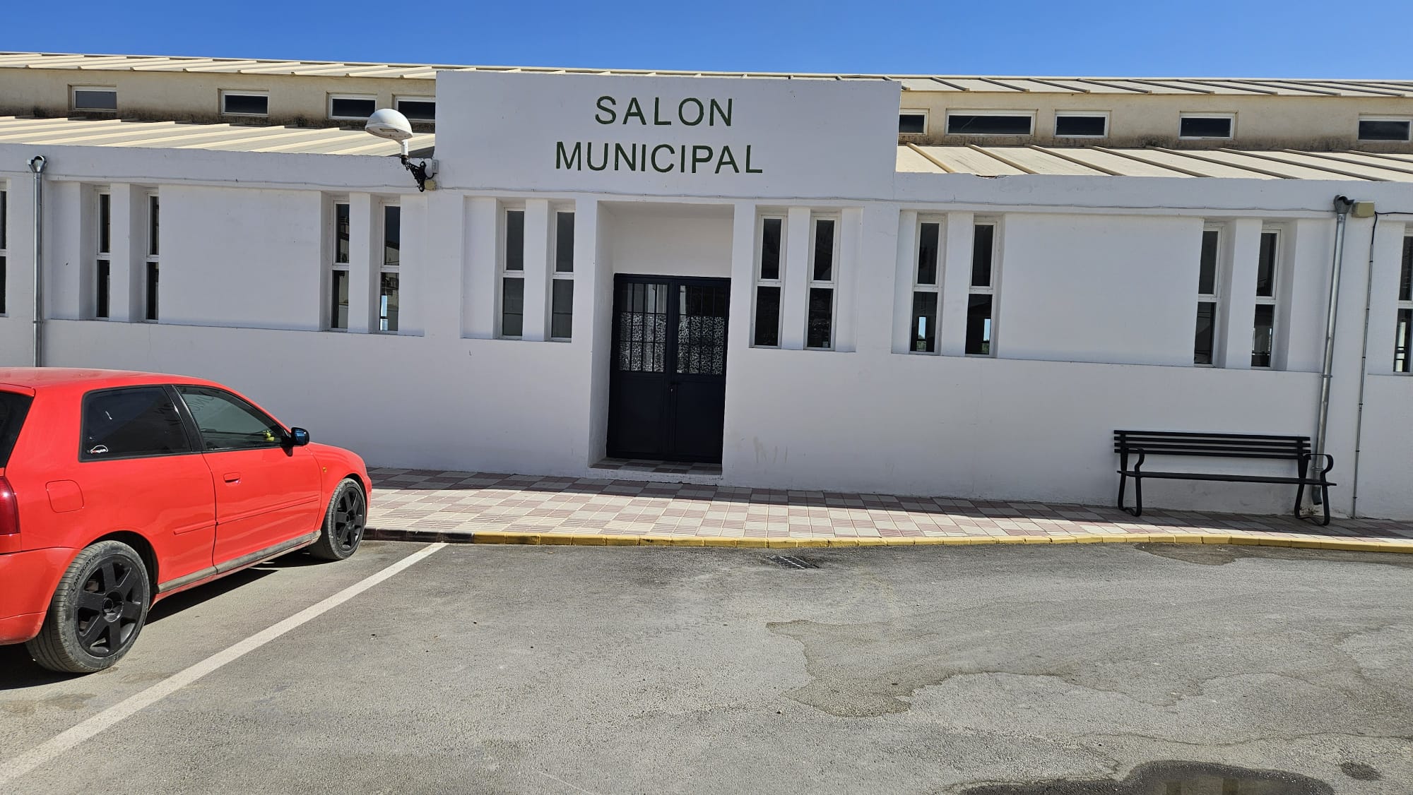El Salón Municipal de la ELA Garcíez, ha acogido la reunión
