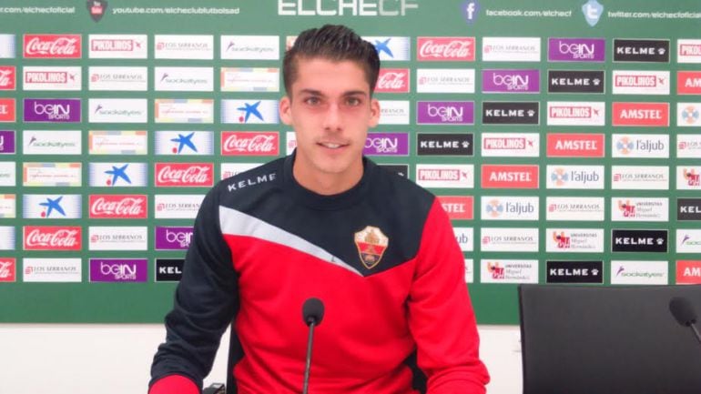 Javi Noblejas en la Sala de Prensa del Elche C.F.