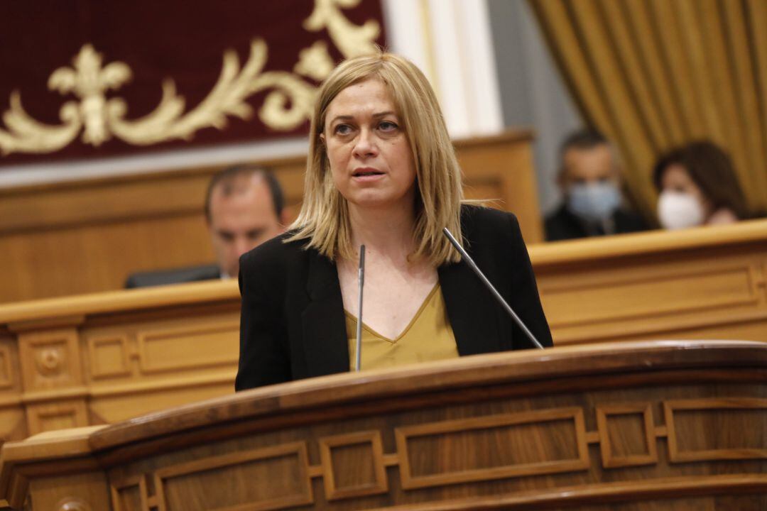 Carmen Picazo durante el último pleno en las Cortes