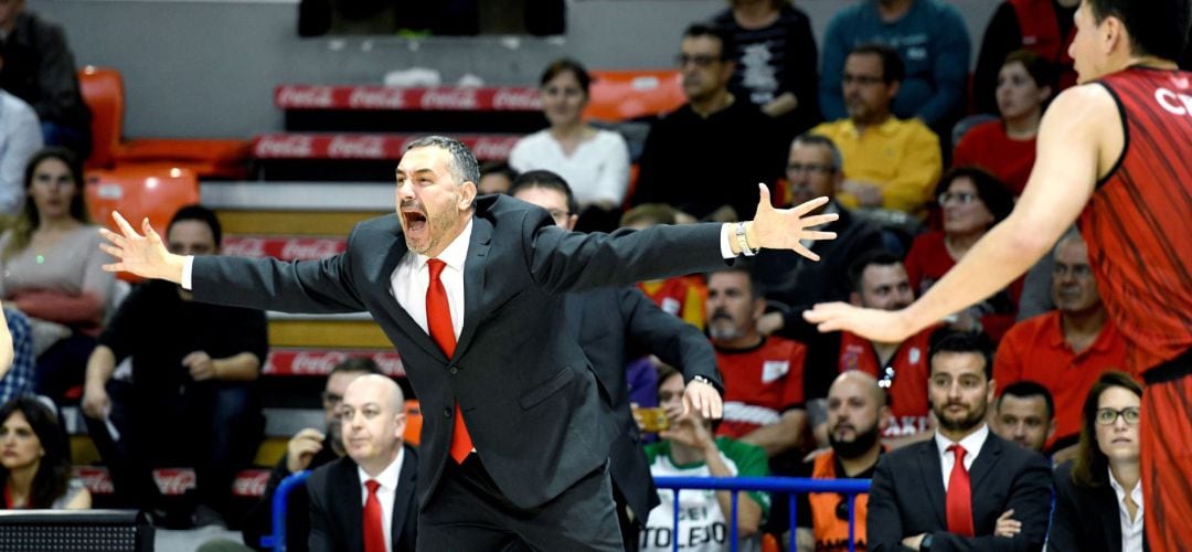 El entrenador del Fuenlabrada Jota Cuspinera