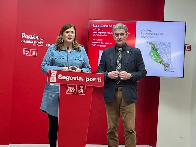 Clara Martín y José Luis Vázquez, Socialistas desmontan IMPULSE