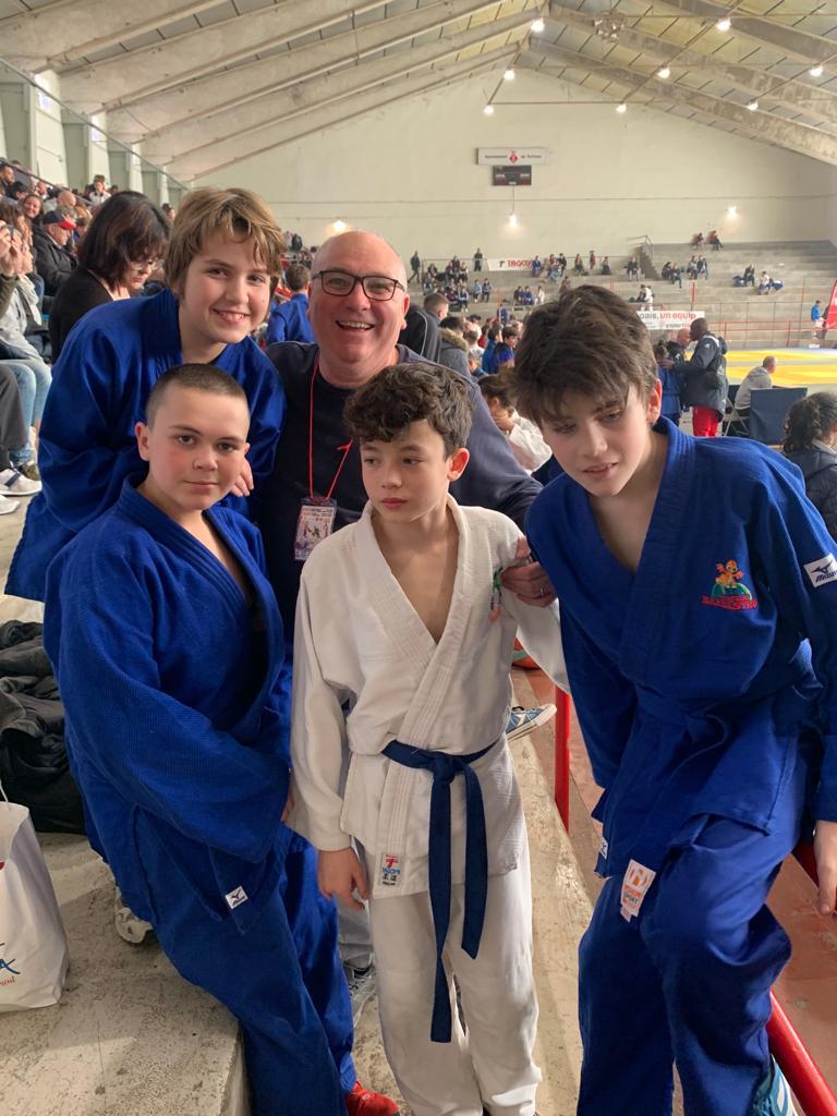 Deportistas del Club Judo Barbastro