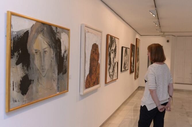 Primera muestra retrospectiva de Hollander en Málaga