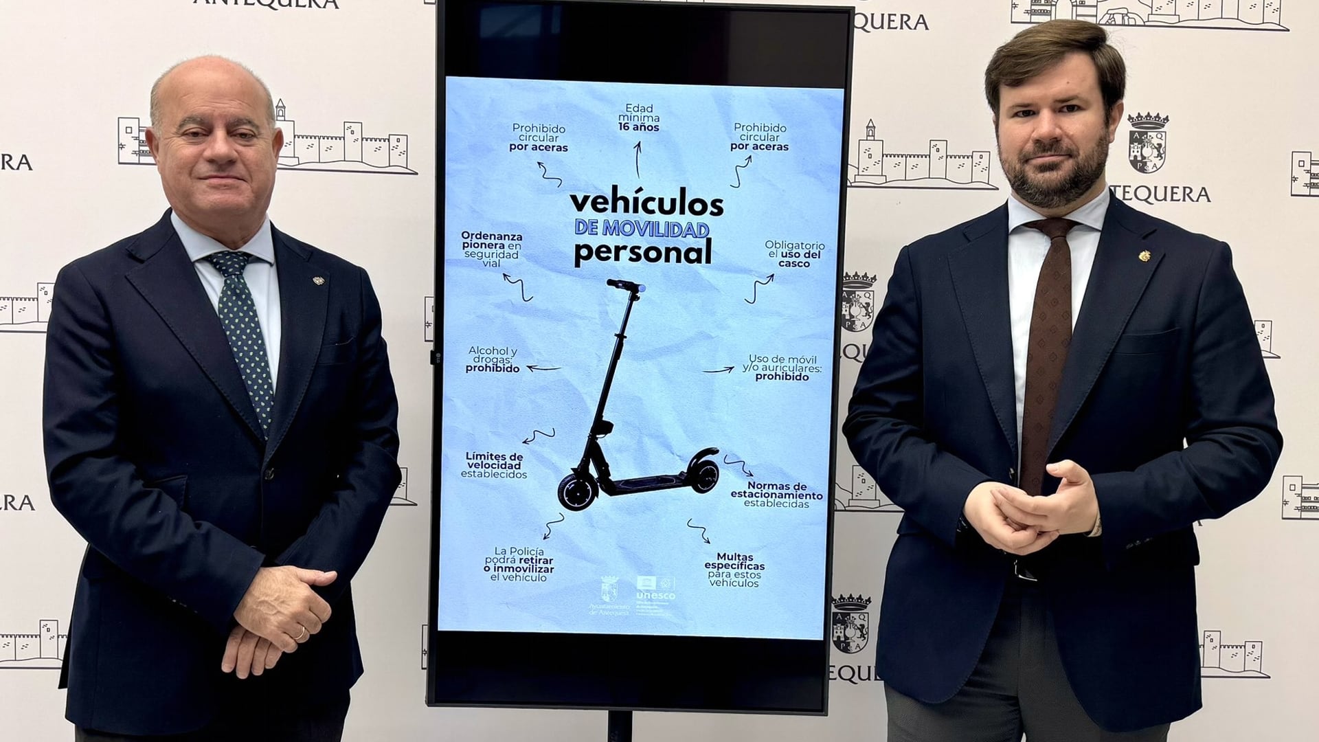 Manuel Barón y Antonio García Mendoza presentan la ordenanza reguladora del uso de vehículos de movilidad personal