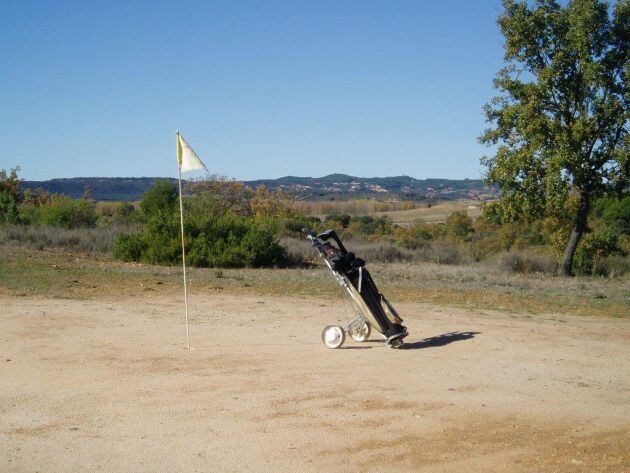 Campo de golf rústico Cifuentes