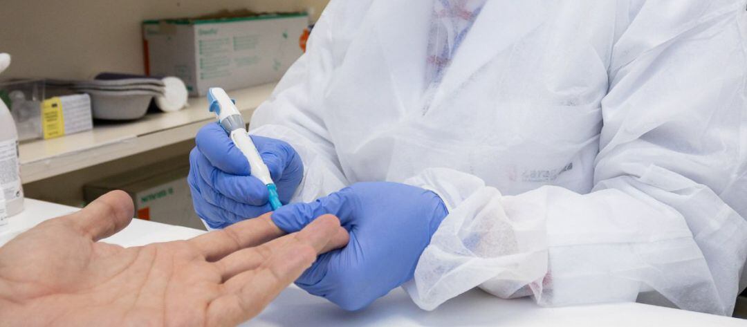 Tealización de un test rápido de coronavirus.