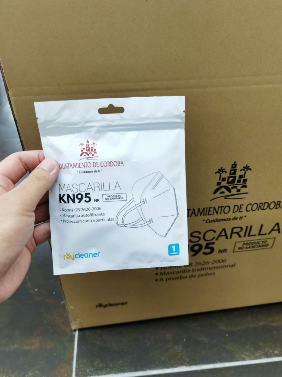Una de las mascarillas FFP2 que repartirá el Ayuntamiento de Córdoba