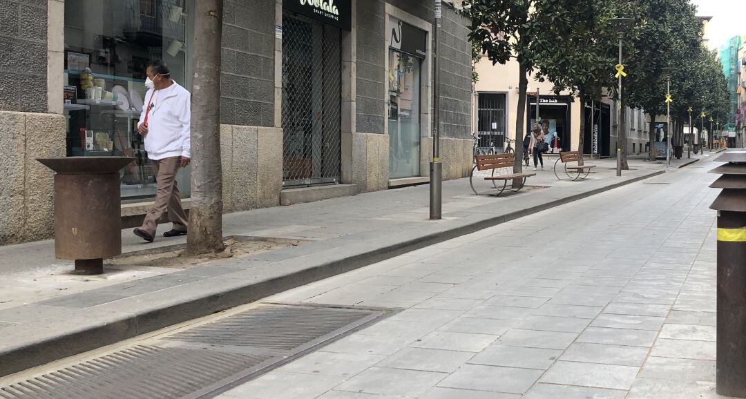 El centre de Girona amb l'estat d'alarma en marxa