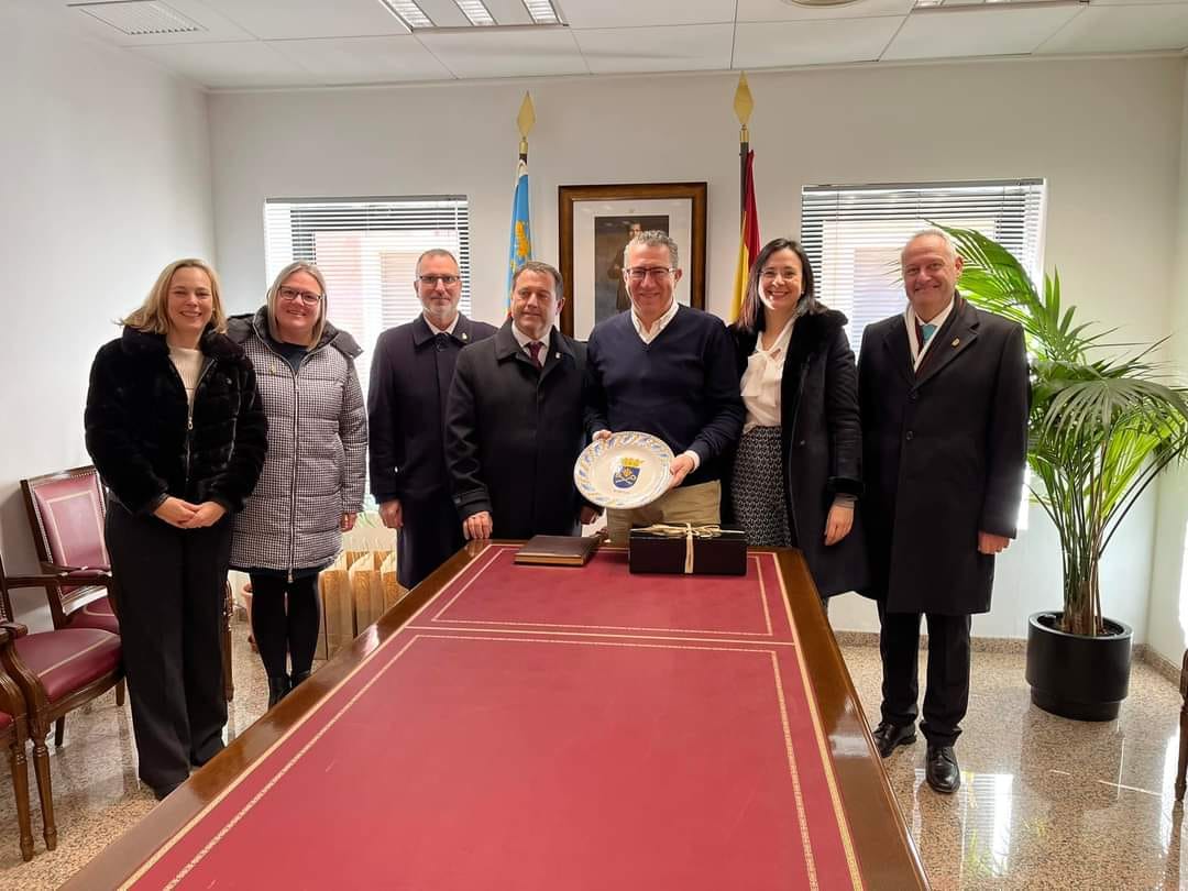 El presidente con el equipo de gobierno de Cañada