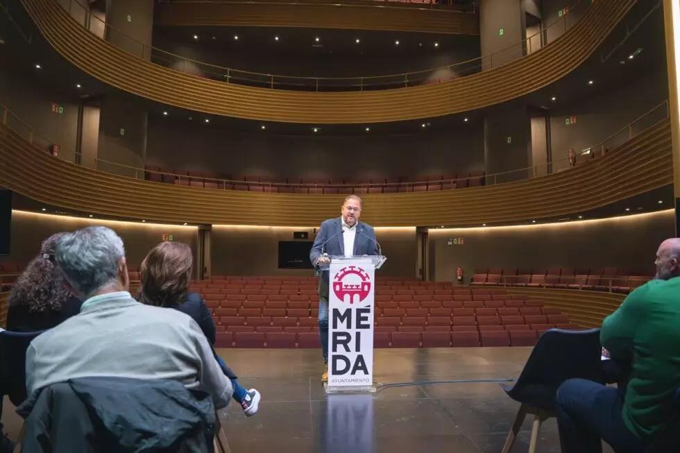 Presentación programación Teatro María Luisa