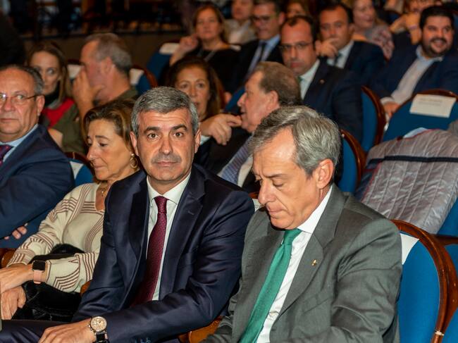 Álvaro Gutiérrez junto a Javier López