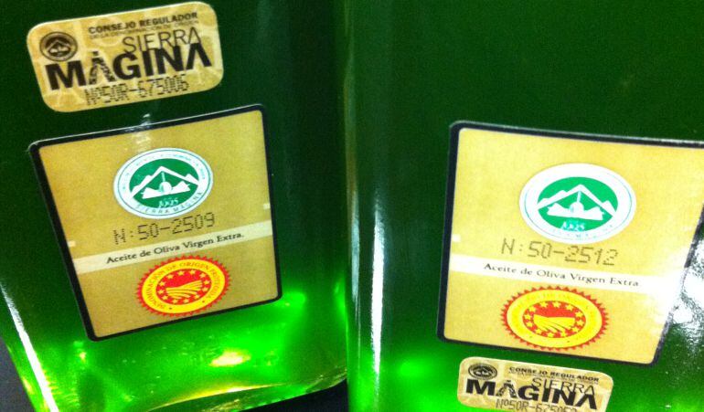 Contraetiquetas que certifican los Aceites de SIerra Mágina