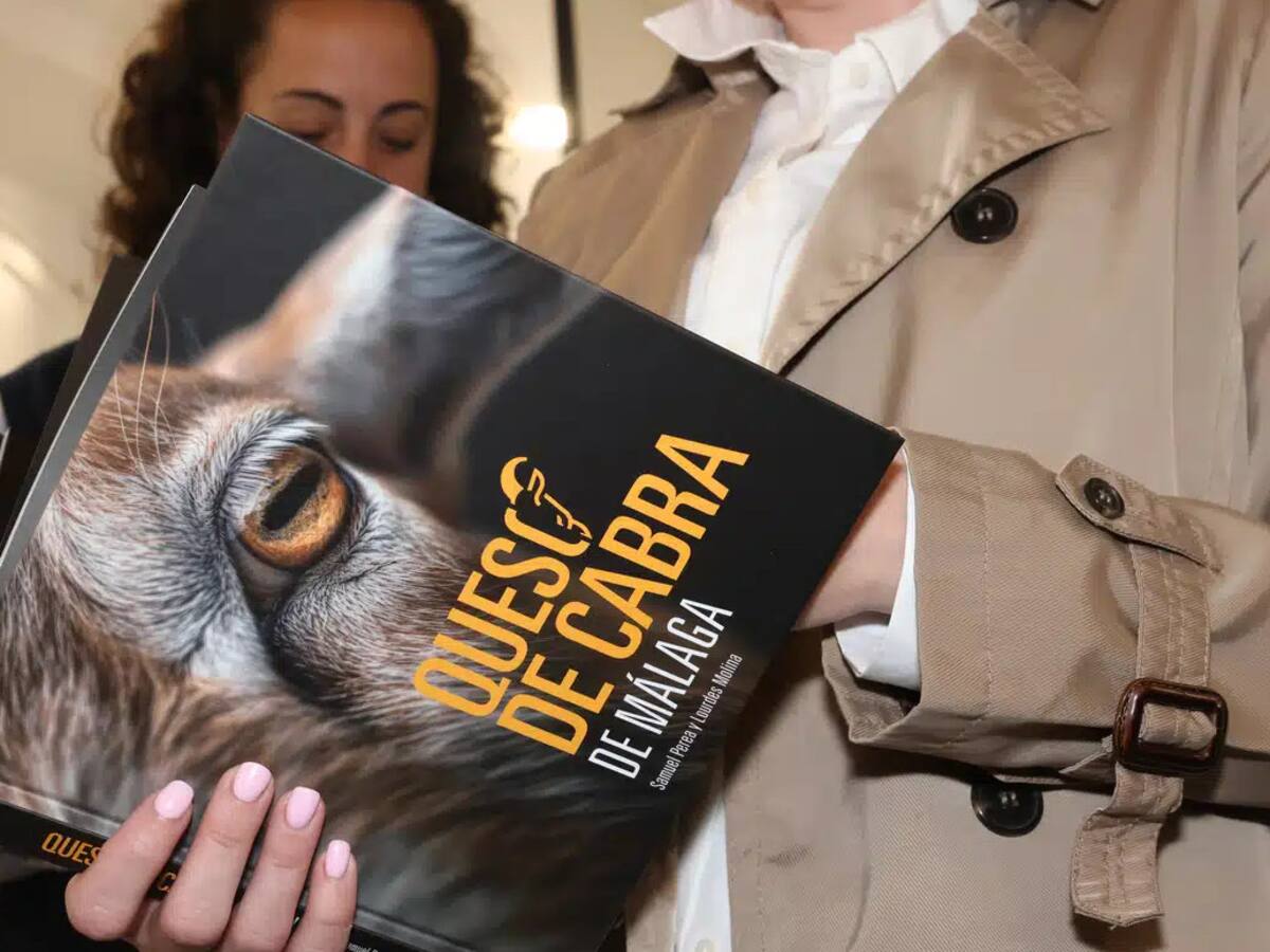 'Queso de Cabra de Málaga', el libro que rinde homenaje a la tradición quesera de la provincia
