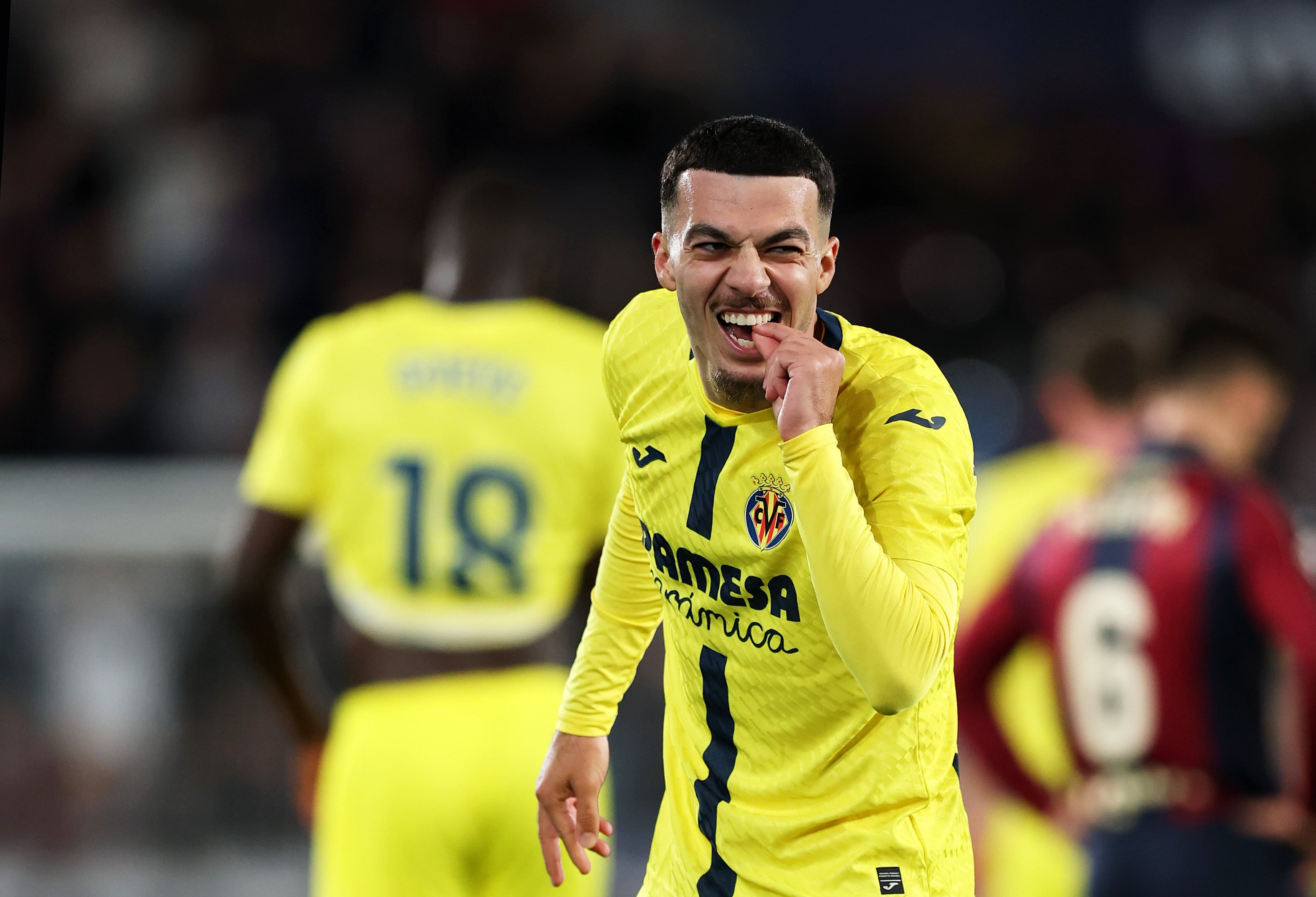 VALENCIA, SPAIN - FEBRUARY 18: Georges Mikautadze of Villarreal CF celebrates scoring his team's first goal during the LaLiga EA Sports match between Levante UD and Villarreal CF at Ciutat de Valencia on February 18, 2026 in Valencia, Spain. (Photo by Clive Brunskill/Getty Images)