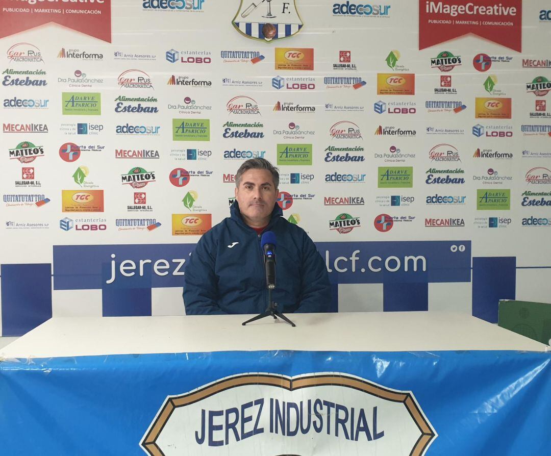 Oliver Sánchez segundo entrenador del Jerez Industrial 