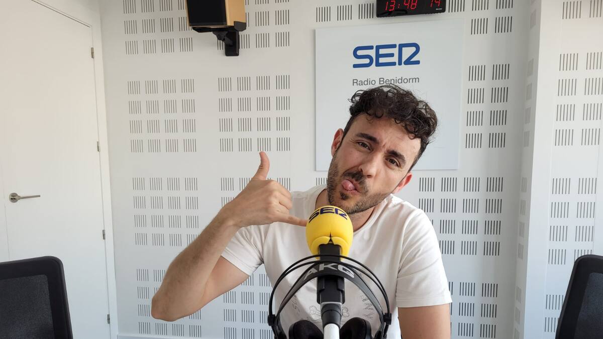 Entrevista a JuanMi de Locos de Atar en Hoy por Hoy Benidorm (21/05/2022)