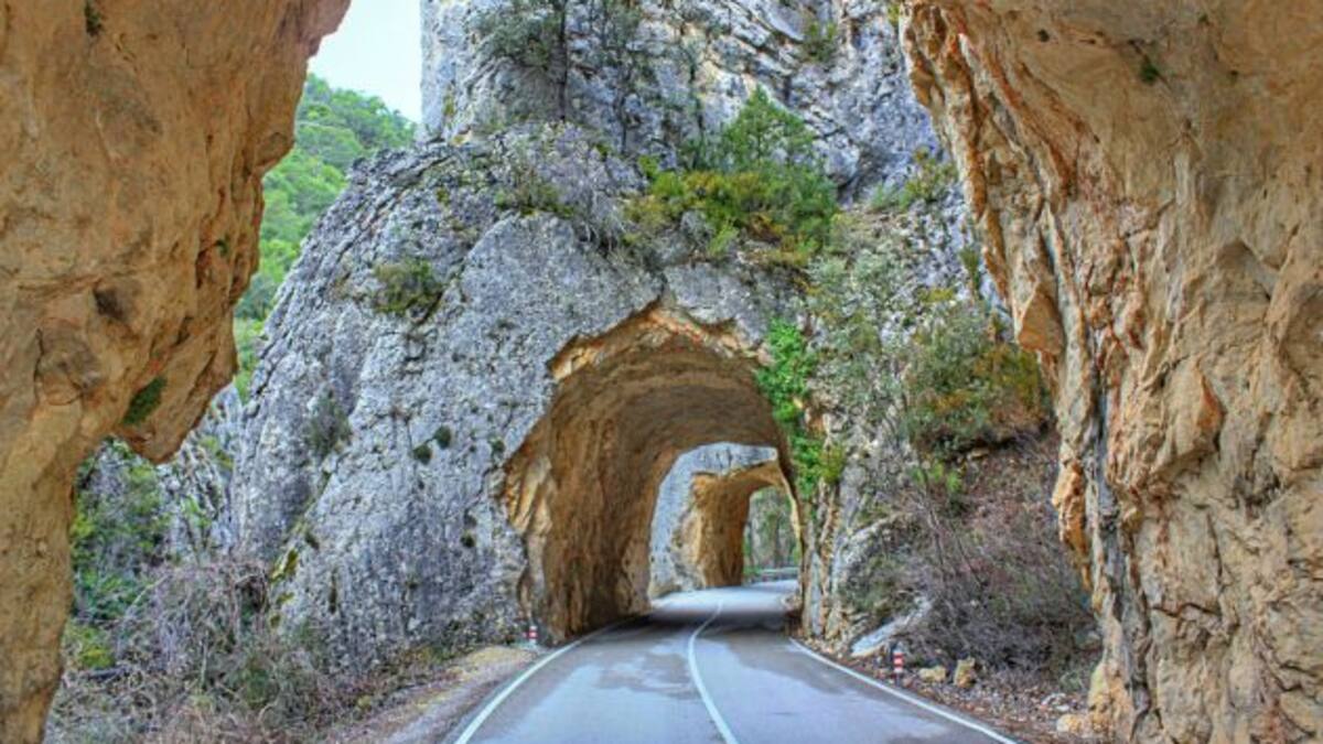 De ruta hasta Fuertescusa por la Puerta del Infierno, en la Sierra de Cuenca