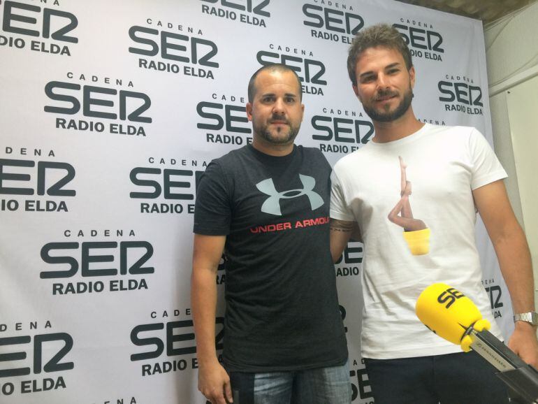 Vicente Galiano (I) y Fran Moya (D) en Radio Elda-Cadena SER