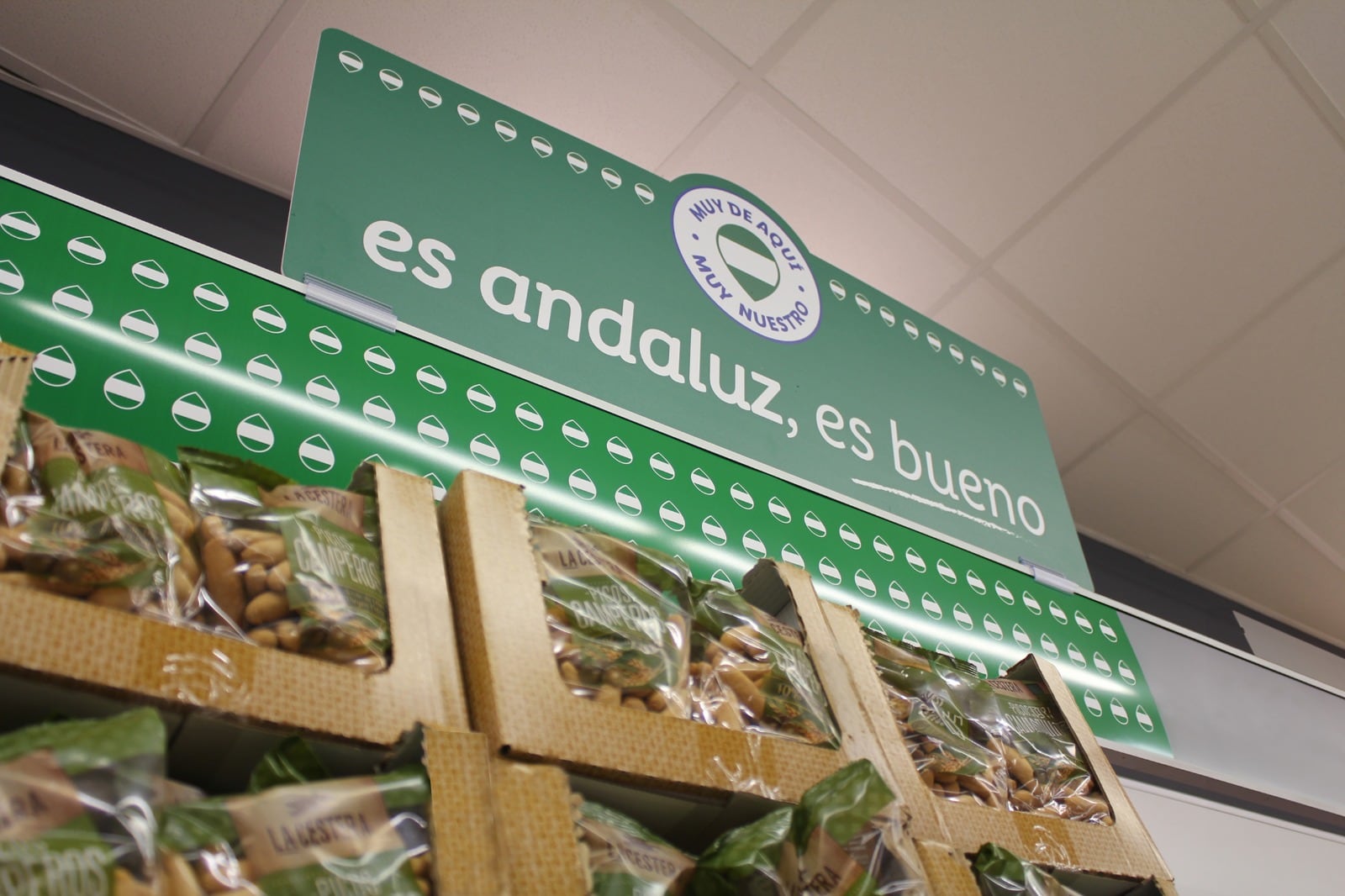 Sección &quot;Es andaluz, es bueno&quot; de los supermercados Lidl