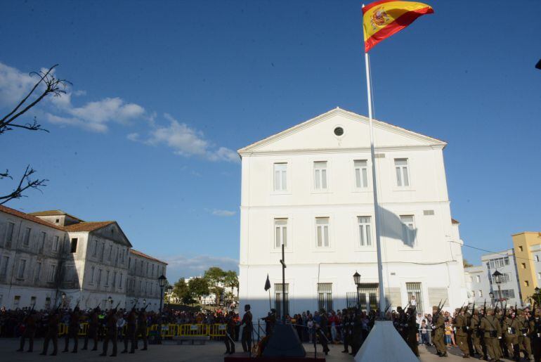 Momento del desfile en San Roque