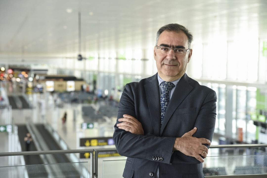 Pedro Bendala, director del Aeropuerto de Málaga, en las instalaciones de la terminal