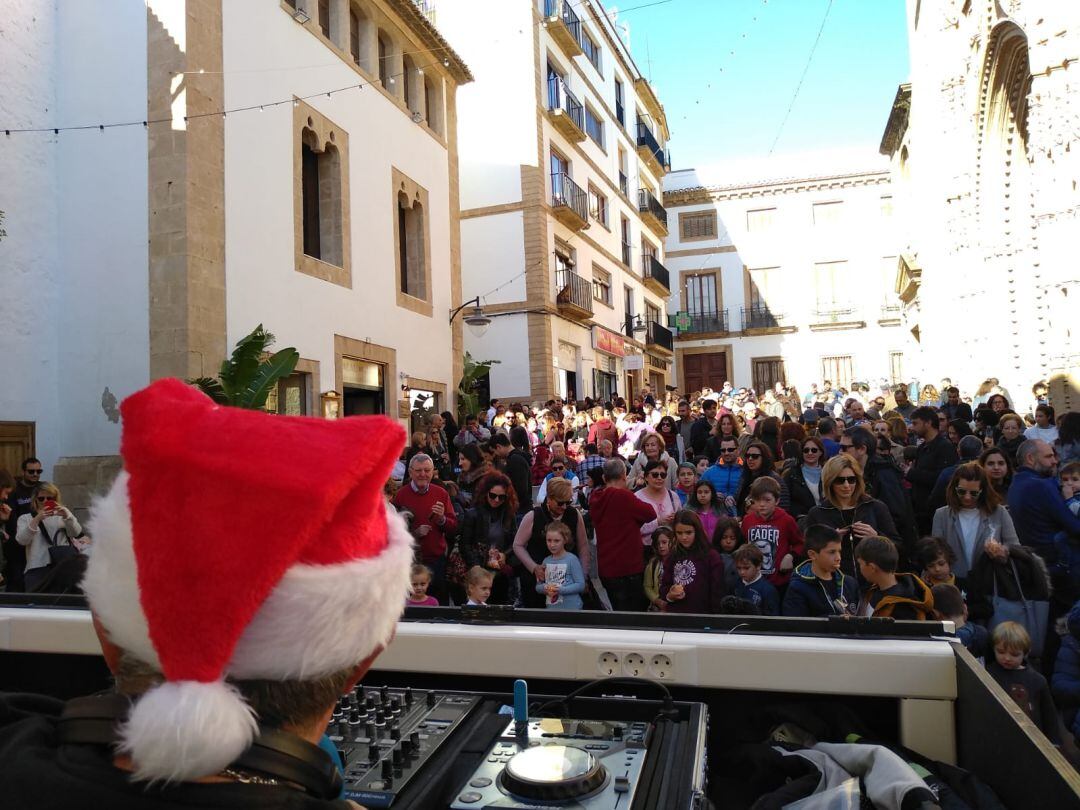 Imagen de archivo de la fiesta de Fin de Año familiar, en Xàbia, antes de la pandemia.