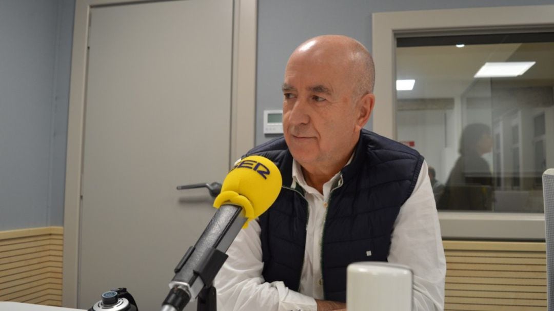 Raúl Arza en los estudios de Radio Bilbao, en una imagen de archivo