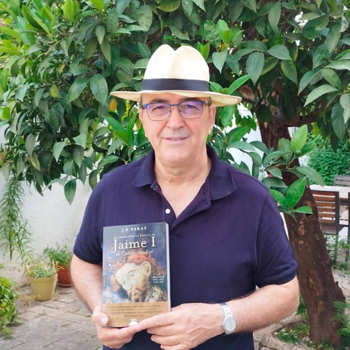 Juan Ramón Barat presenta a l'auditori de Mutua Levante el seu llibre sobre la vida del rei Jaume I