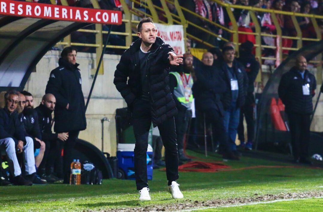 José Manuel Aira empieza a ser muy cuestionado por los aficionados